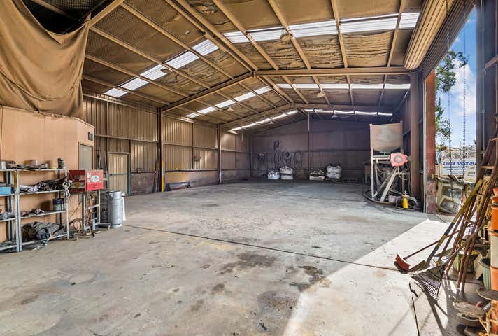 15 & 17 Rohs Road East Bendigo VIC 3550 - Image 15