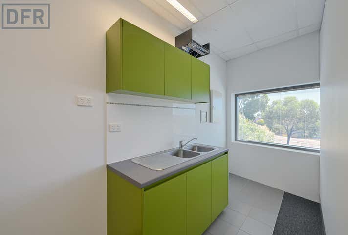 12W/817 Beeliar Drive Cockburn Central WA 6164 - Image 15