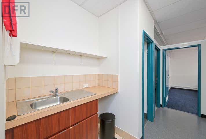 2/4 Challenger Avenue Kwinana Town Centre WA 6167 - Image 14