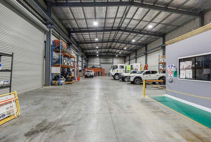 37 Spitfire Place Rutherford NSW 2320 - Image 9