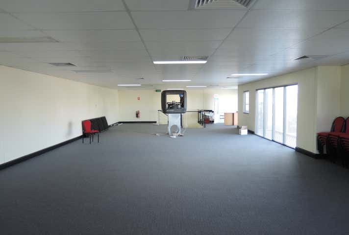 32 Walters Way Forrestfield WA 6058 - Image 7