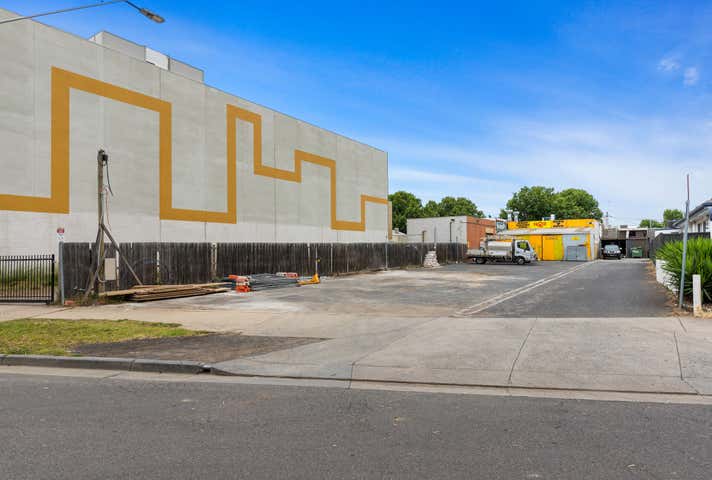 8 Synnot Street Werribee VIC 3030 - Image 1