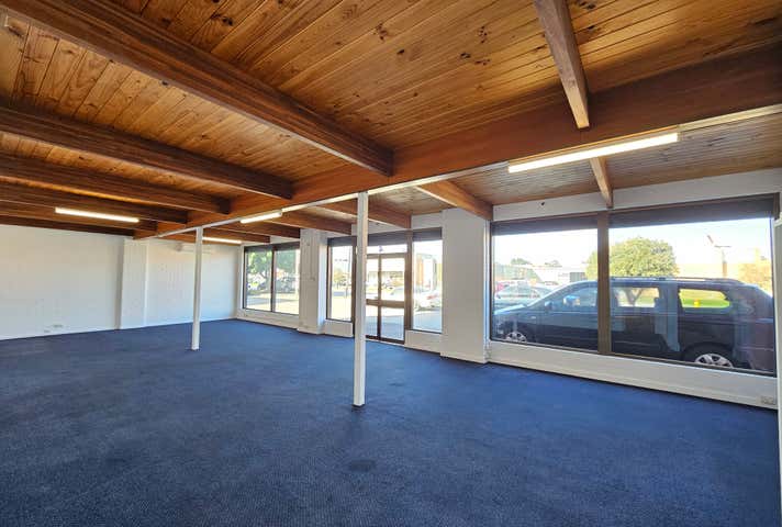 4 Barnett Court Morley WA 6062 - Image 17