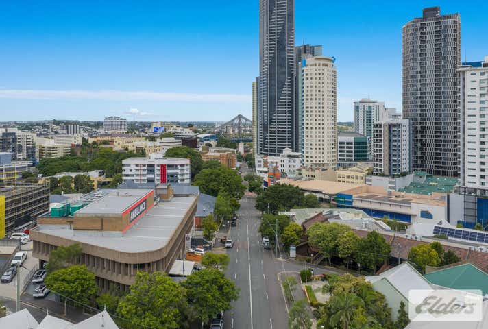 2/220 Boundary Street Spring Hill QLD 4000 - Image 8