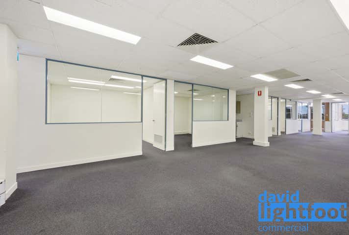 16 Ogilvie Road Mount Pleasant WA 6153 - Image 11