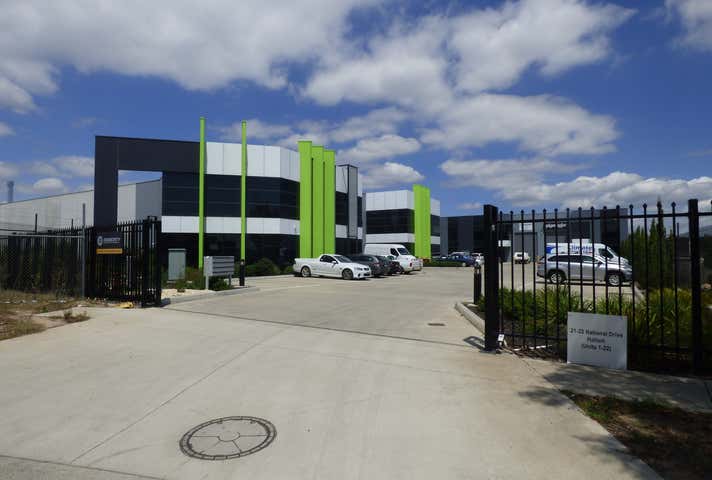 2/21 - 22 National Drive Hallam VIC 3803 - Image 2
