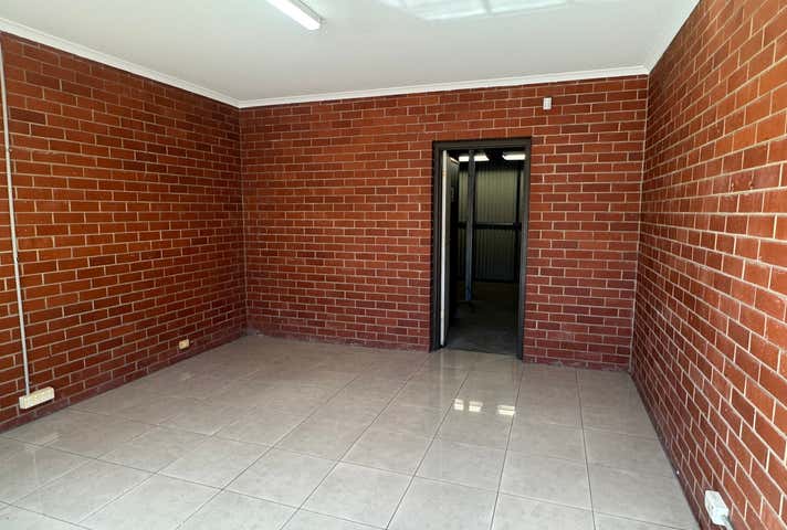 9/93 Research Road Pooraka SA 5095 - Image 2