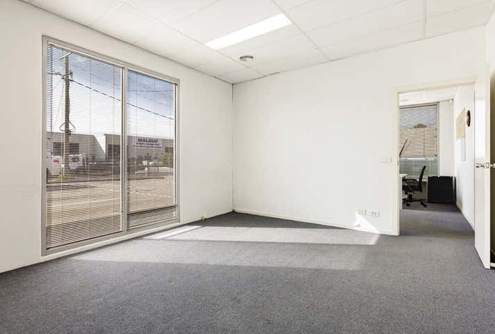 7 Vella Drive Sunshine West VIC 3020 - Image 1