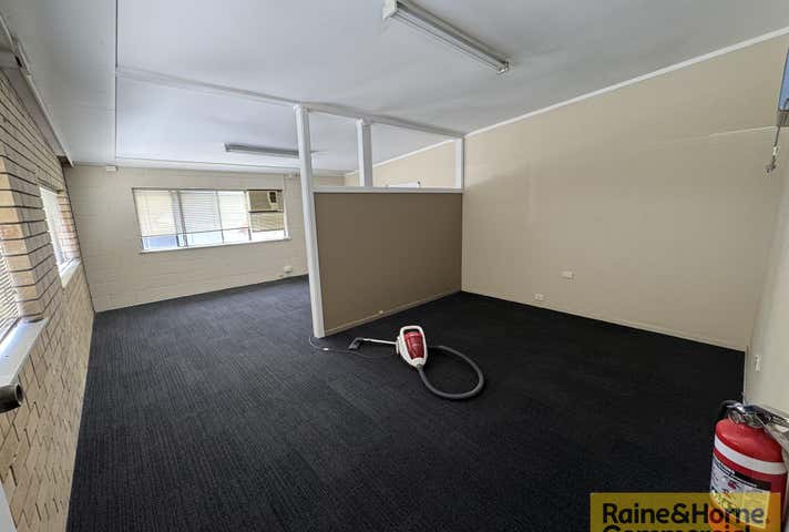 240 Robinson Road East Geebung QLD 4034 - Image 8