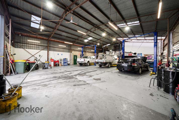 7 Barfield Crescent Edinburgh North SA 5113 - Image 16