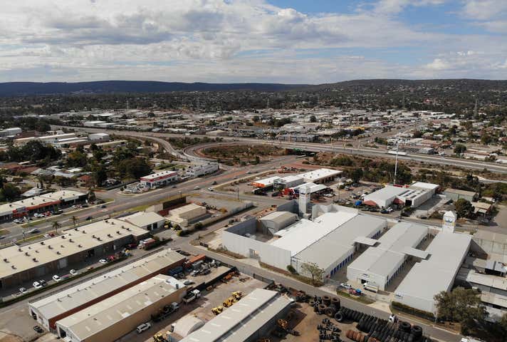 28 Elgee Road Bellevue WA 6056 - Image 3