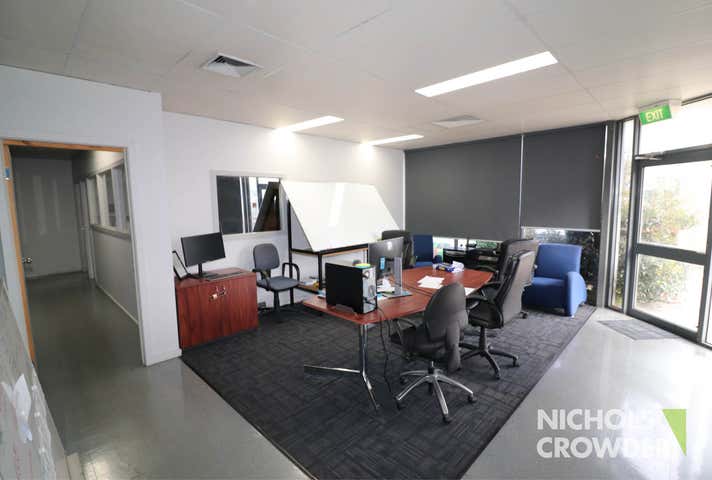 14 Frankston Gardens Drive Carrum Downs VIC 3201 - Image 3