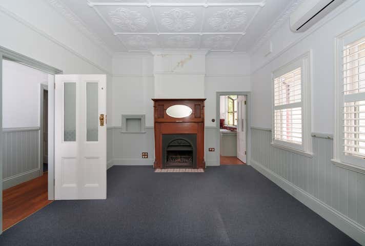 'Lochinvar', 14 Grose Street Leura NSW 2780 - Image 3