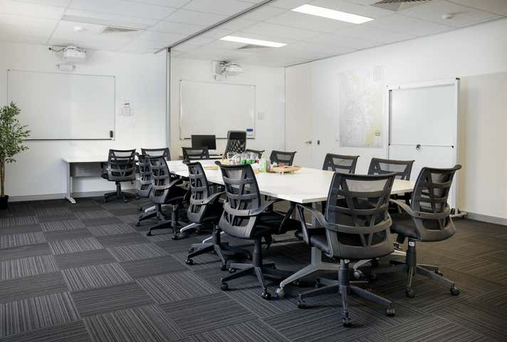 6/1 Merino Entrance Cockburn Central WA 6164 - Image 5