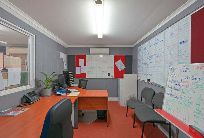 5 Broadmeadows Street Bibra Lake WA 6163 - Image 5