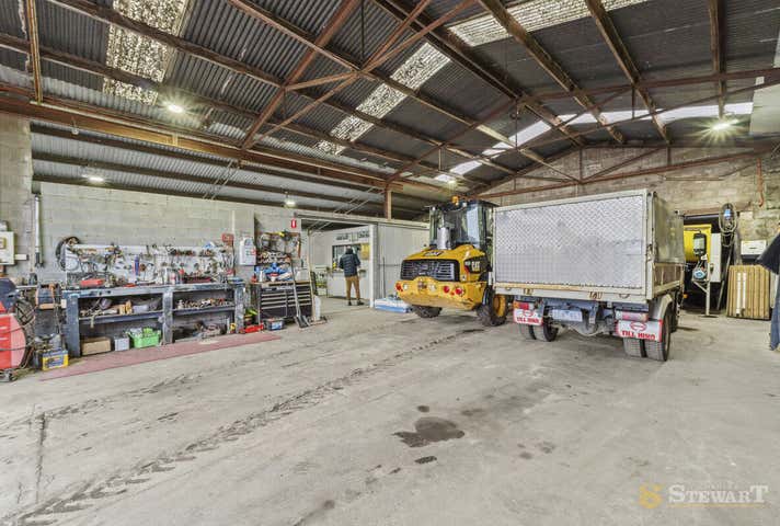 75 Rossmoyne Road Colac West VIC 3250 - Image 12