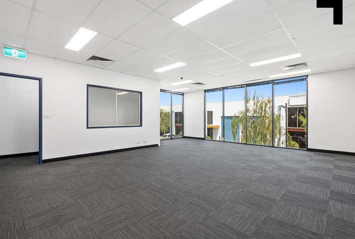 6/15 Howleys Road Notting Hill VIC 3168 - Image 4