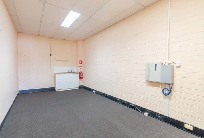 8/64-66 Bannister Rd Canning Vale WA 6155 - Image 8