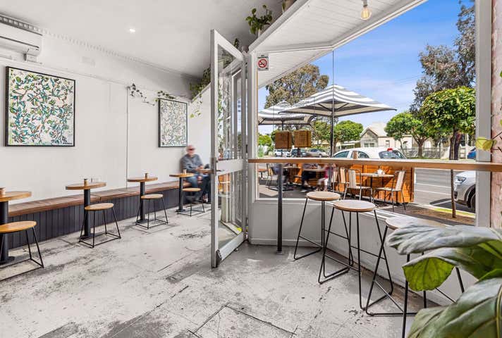 21 Ormond Road East Geelong VIC 3219 - Image 4