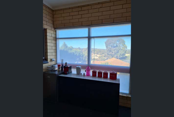 Marisa Building, Unit 3, 370 Main South Road Morphett Vale SA 5162 - Image 6