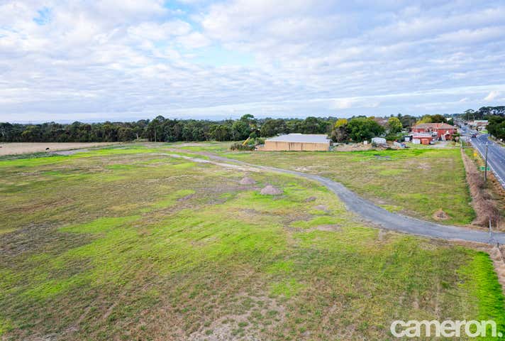 80 McDonalds Track Lang Lang VIC 3984 - Image 9