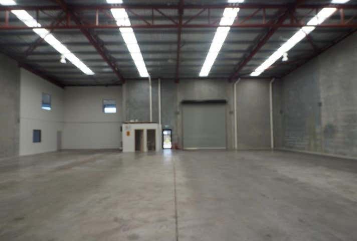 92 Callaway St Wangara WA 6065 - Image 11