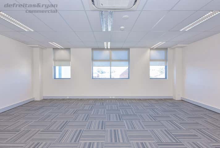 29/210 Queen Victoria Street North Fremantle WA 6159 - Image 5