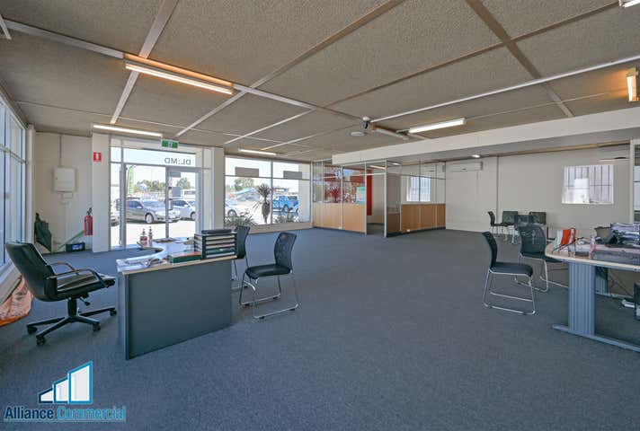 1804 & 39 Albany Highway & McIntyre Way Kenwick WA 6107 - Image 15