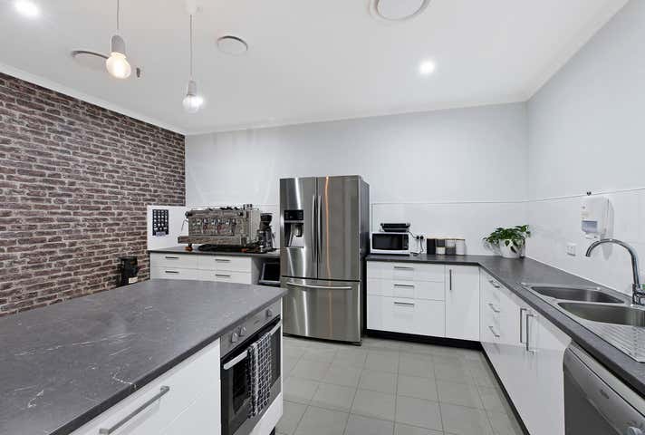 4 Sylvania Way Lisarow NSW 2250 - Image 8