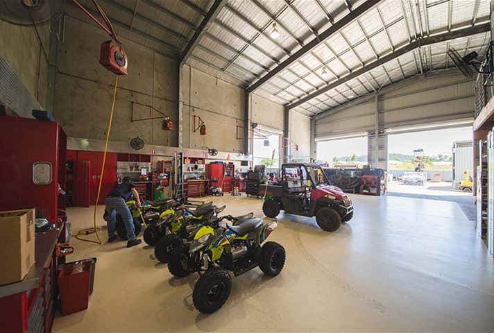 396 Yaamba Road Norman Gardens QLD 4701 - Image 7