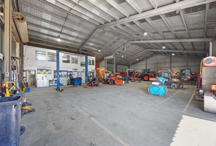 12 Wiltshire Lane Delacombe VIC 3356 - Image 19