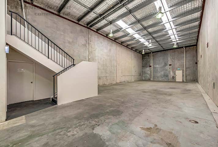 2/11 Blackly Row Cockburn Central WA 6164 - Image 12