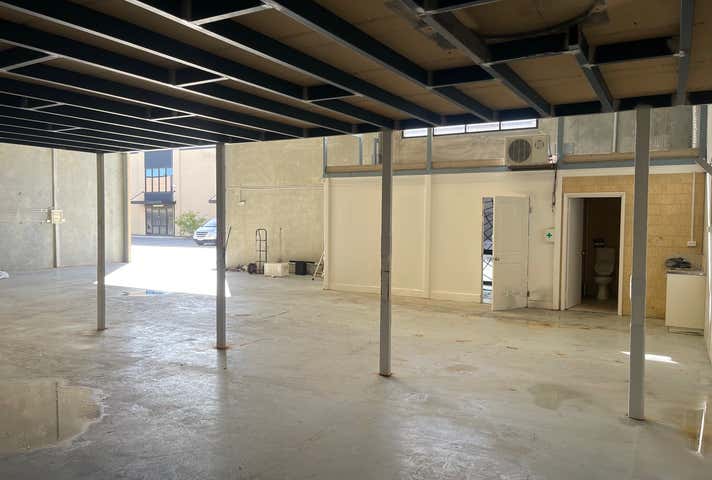 7/90 Distinction Rd Wangara WA 6065 - Image 10