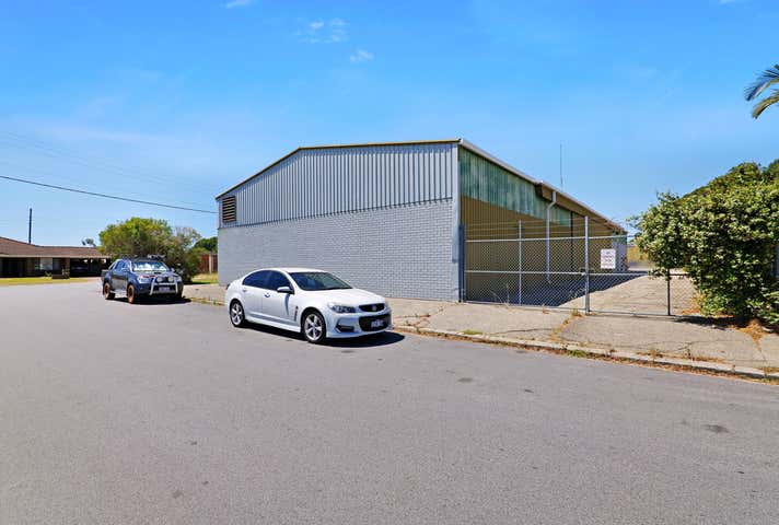 25 Renou Street Queens Park WA 6107 - Image 8