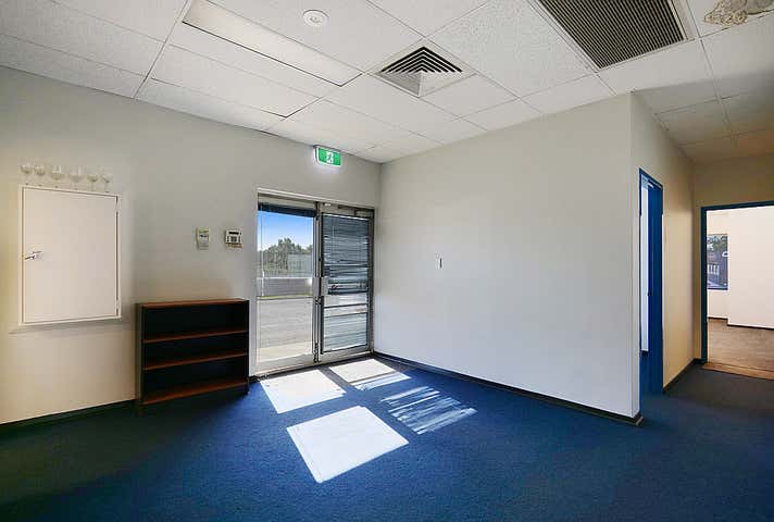 Unit 1, 121 Vulcan Road Canning Vale WA 6155 - Image 24