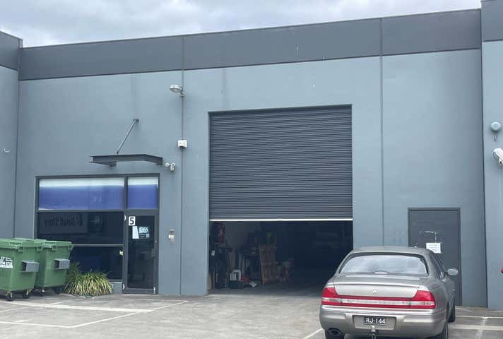 Unit  5, 162 Rooks Road Nunawading VIC 3131 - Image 1