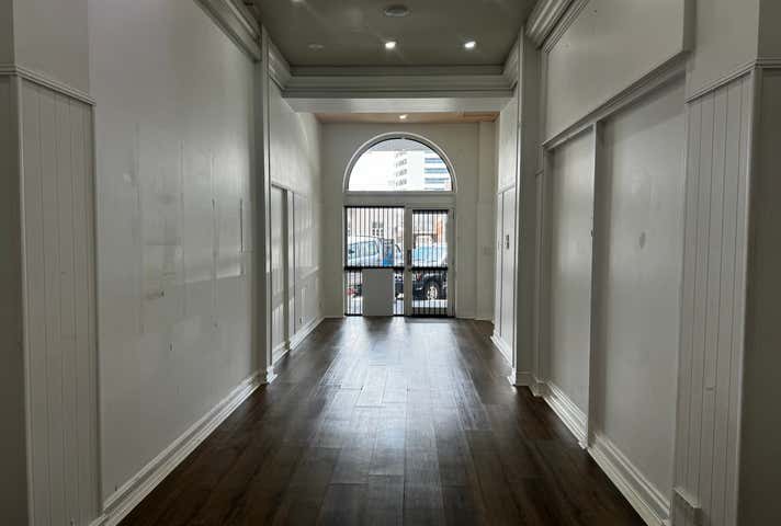 5C/22 Spence Street Cairns City QLD 4870 - Image 5