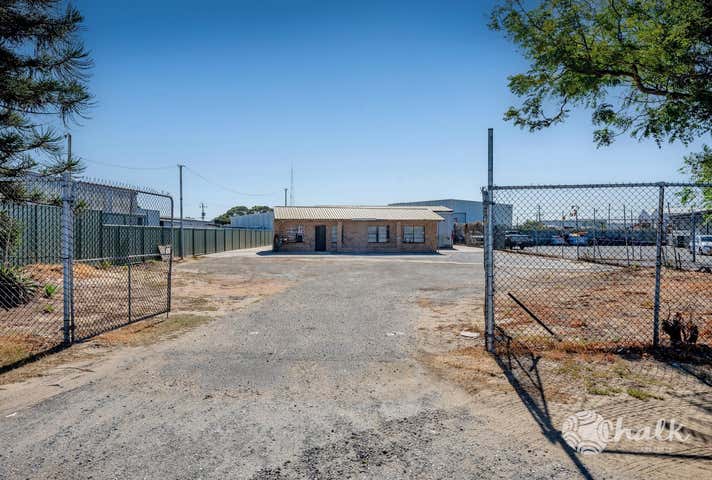 21 Ambrose Street Rockingham WA 6168 - Image 5