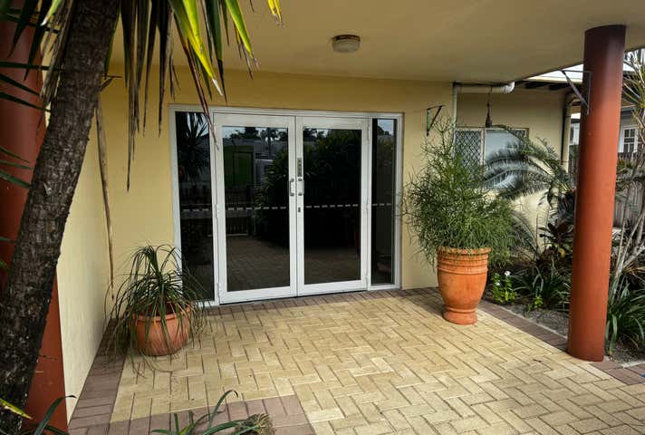 205 Aumuller Street Bungalow QLD 4870 - Image 3