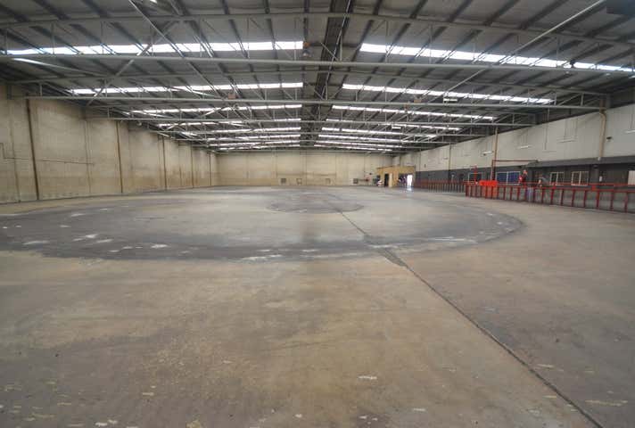 8 Cowcher Place Belmont WA 6104 - Image 8