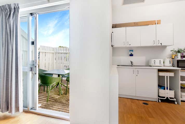 2/5 Hasking Street Caboolture QLD 4510 - Image 4