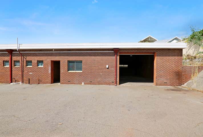 13/9 Milford Street East Victoria Park WA 6101 - Image 2