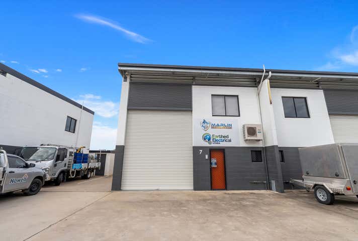 7/102 Hartley Street Bungalow QLD 4870 - Image 9