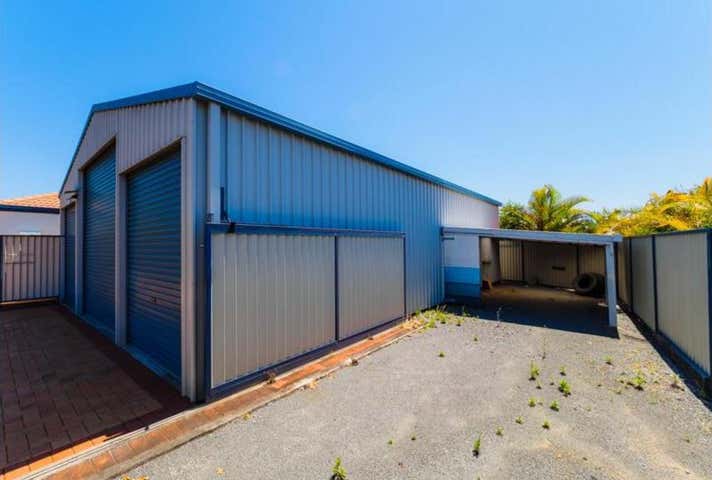 1 Chelmsford Place Parkwood QLD 4214 - Image 2