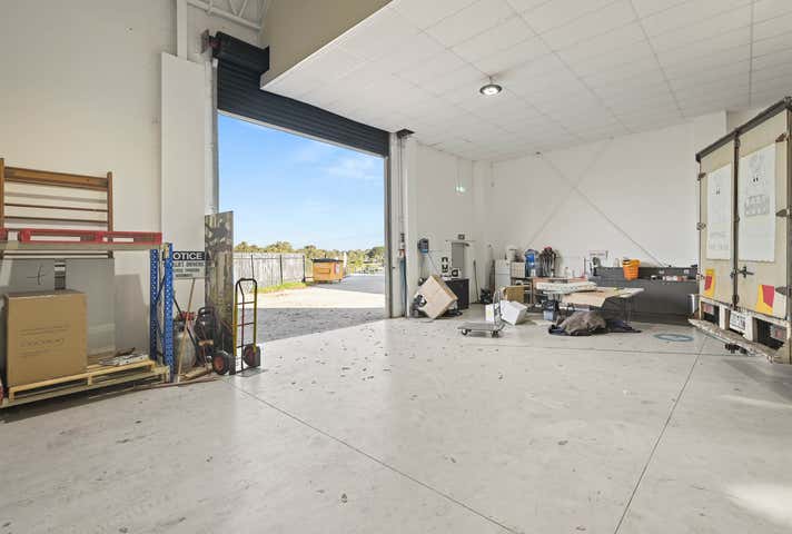 Unit 4 & 5, 77-79 Wright Street Sunshine VIC 3020 - Image 9