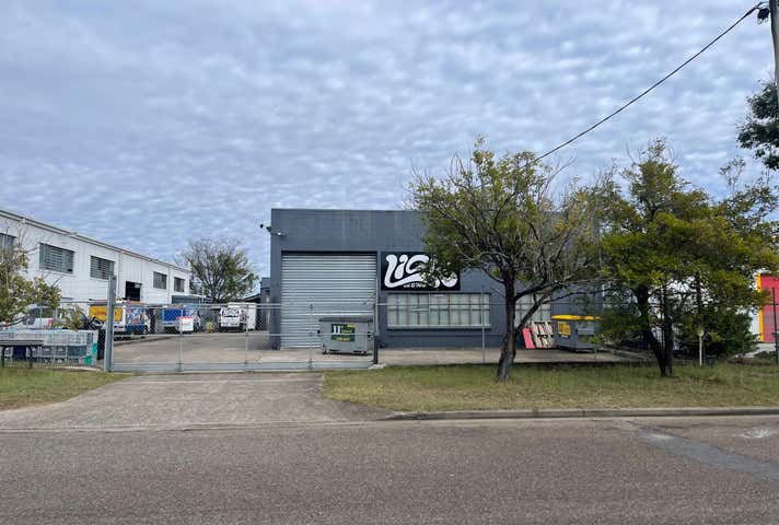 10 Hasp Street Seventeen Mile Rocks QLD 4073 - Image 1