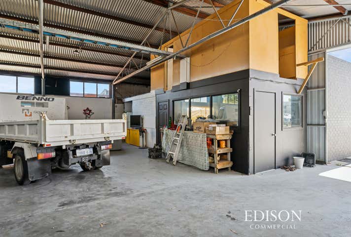 2/19 Kembla Way Willetton WA 6155 - Image 5