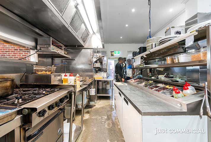 1/260 Wickham Road Moorabbin VIC 3189 - Image 8