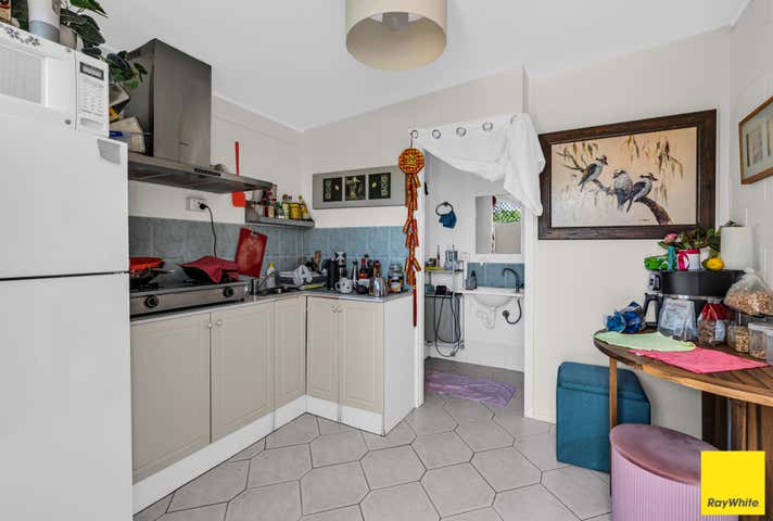 94 Scott Street Bungalow QLD 4870 - Image 13