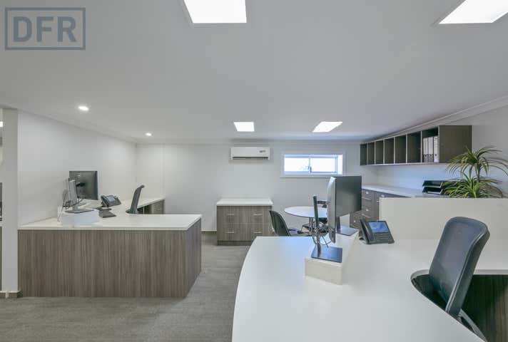 33 Morgan Street Rockingham WA 6168 - Image 17